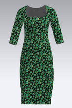 Last inn bildet i Galleri-visningsprogrammet, feminin grønn kjole med grafisk print etisk produsert på gotland