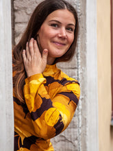 Last inn bildet i Galleri-visningsprogrammet, Medina Dress Ginko gul kjole fra Esther &amp; Inez